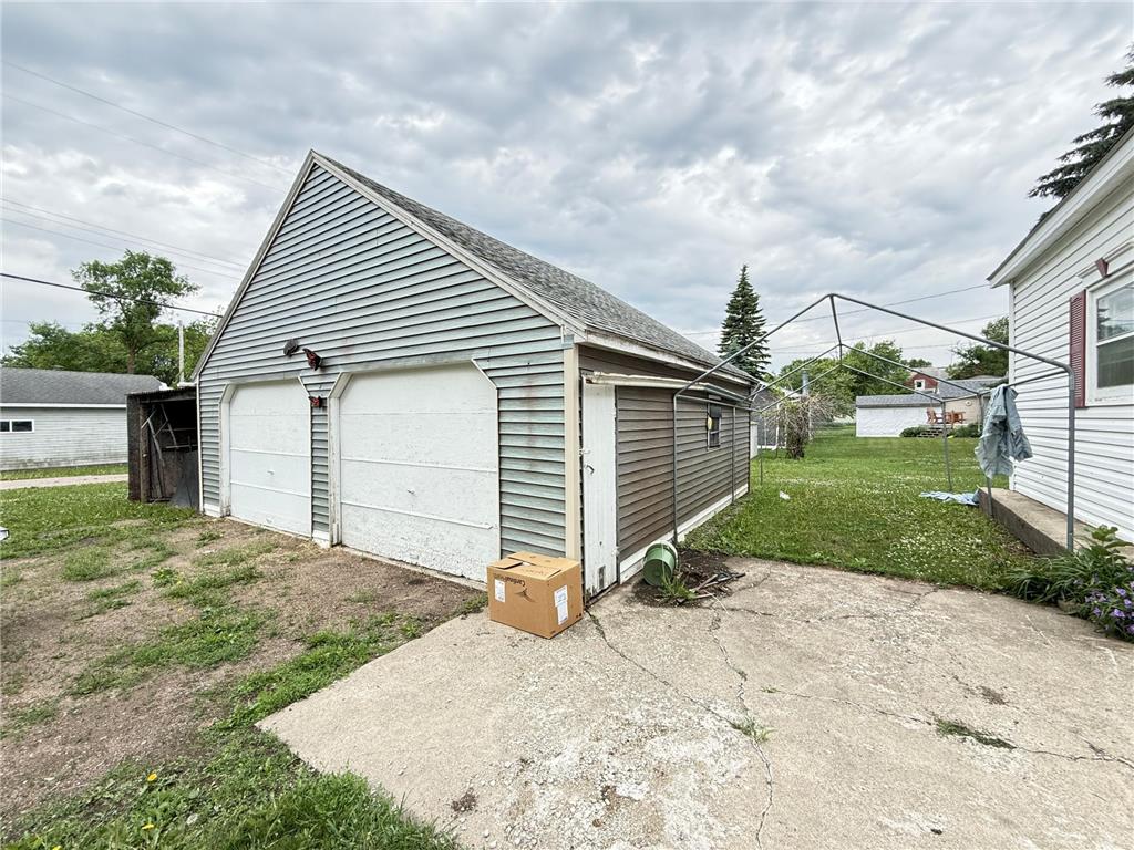324 E Maple Street Sacred Heart MN 56285 7083662 image4