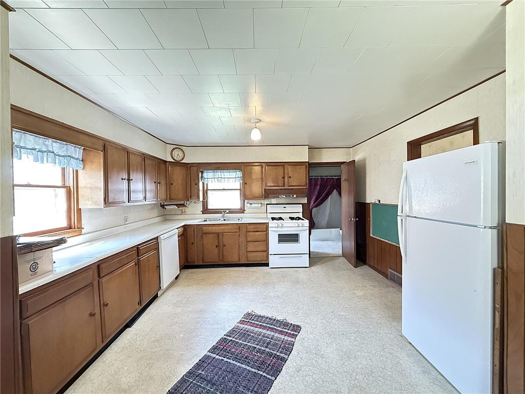 324 E Maple Street Sacred Heart MN 56285 7083662 image9