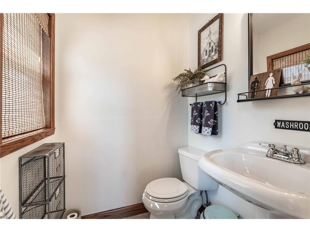 324 E Vasa Avenue Fergus Falls MN 56537 7056067 image41