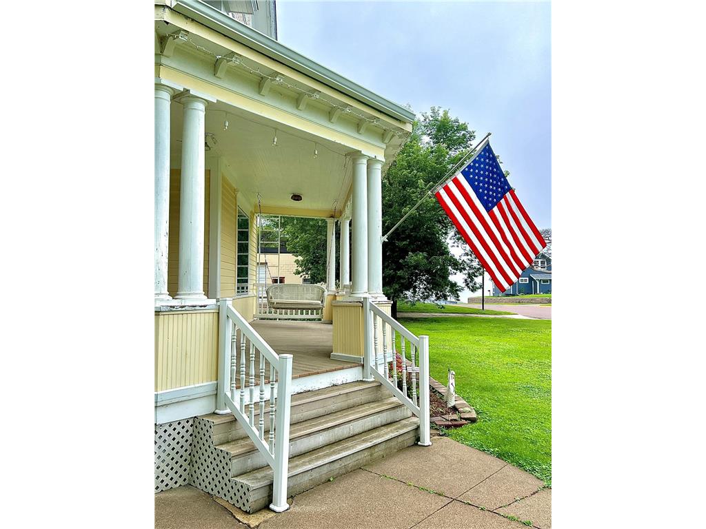 324 Monroe Avenue Ortonville MN 56278 7017997 image2