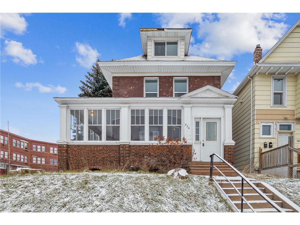 324 N 25th Avenue W Duluth MN 55806 6468381 image1