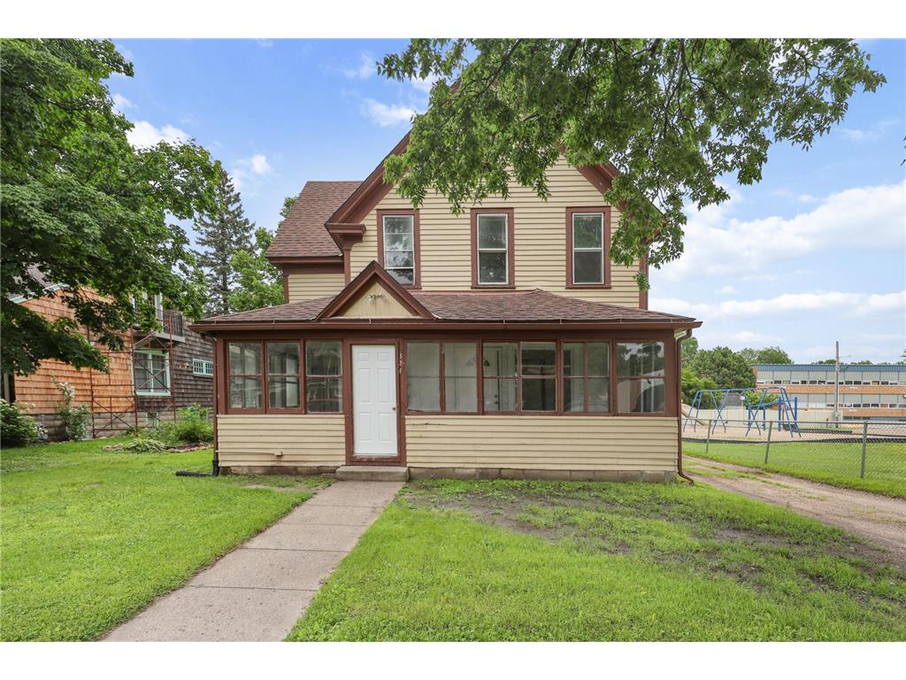 324 N Holcombe Avenue Litchfield MN 55355 6736288 image1