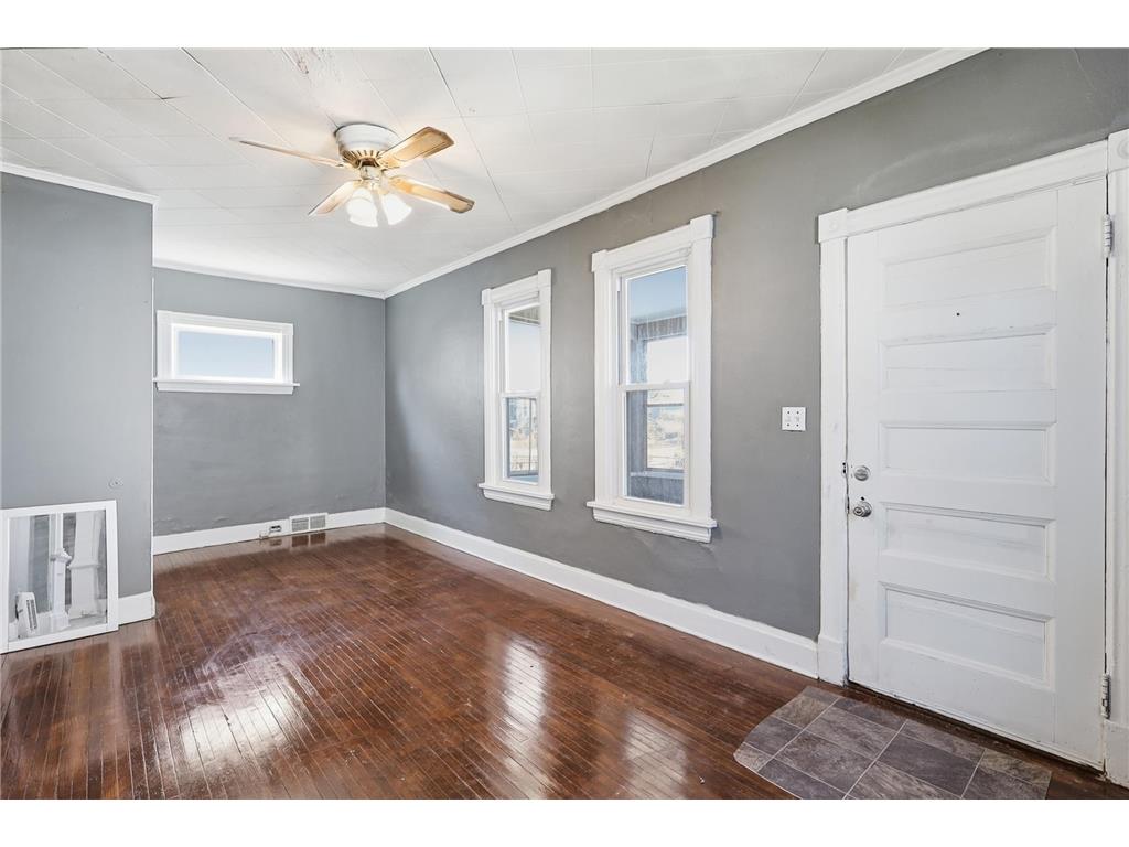 324 Van Buren Avenue Saint Paul MN 55103 7065848 image4