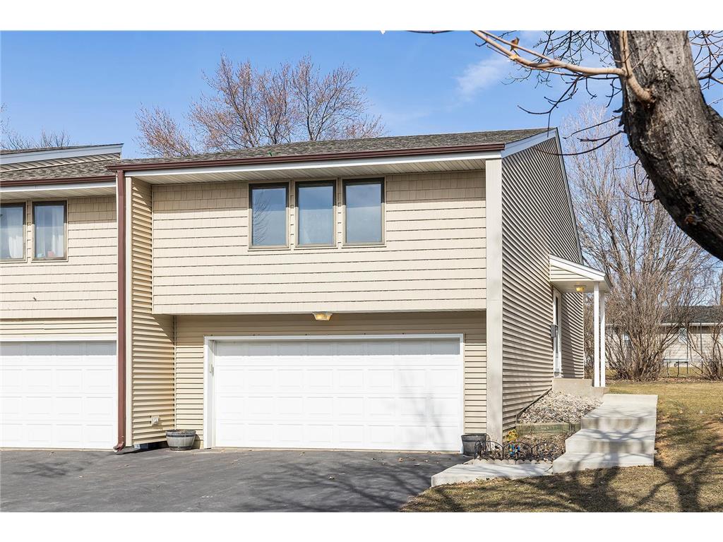 324 W 5th Street Waconia MN 55387 6501976 image1