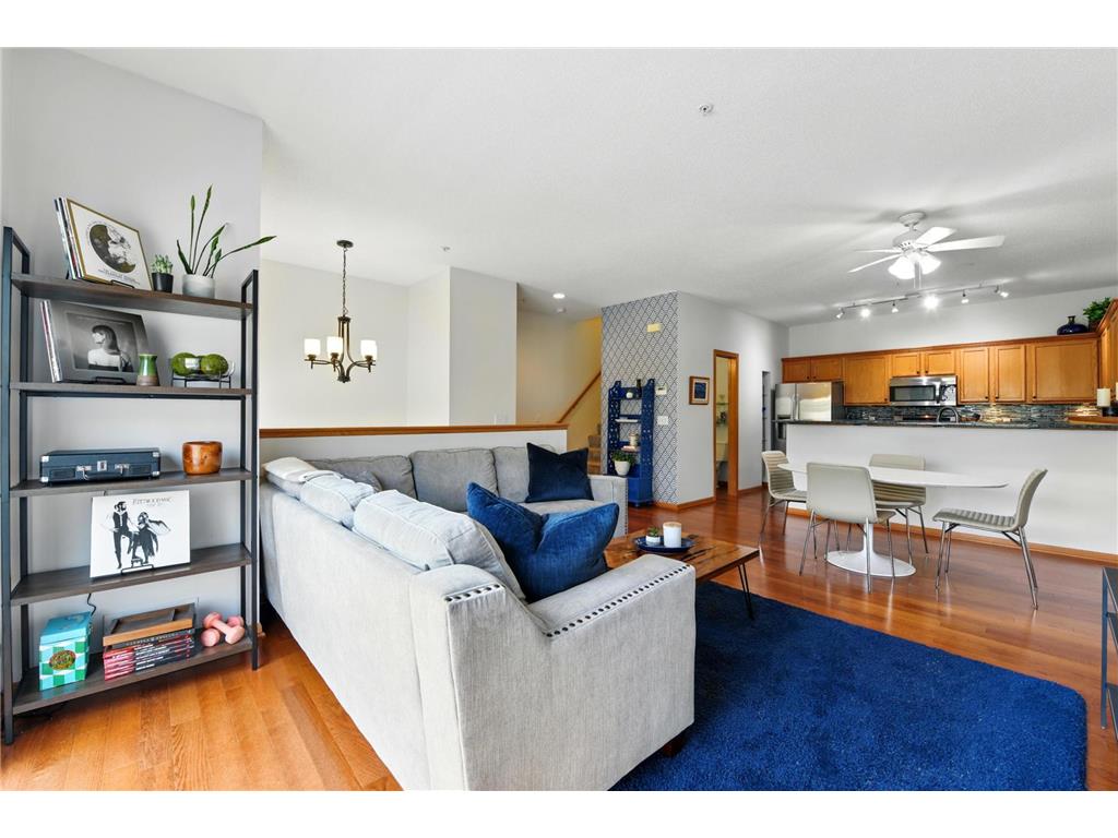 324 Willoughby Way W Minnetonka MN 55305 6797649 image3