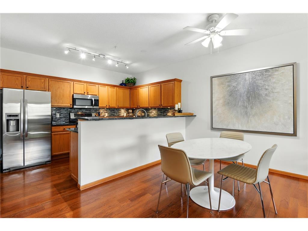 324 Willoughby Way W Minnetonka MN 55305 6797649 image4