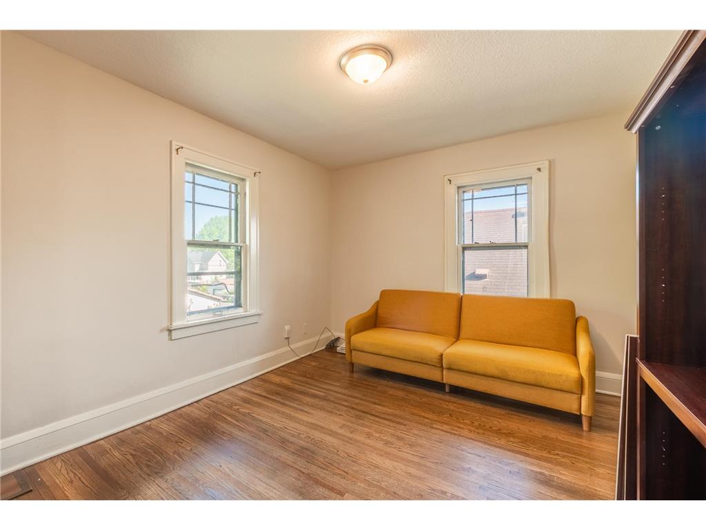 3242 Newton Avenue N Minneapolis MN 55412 7060341 image15