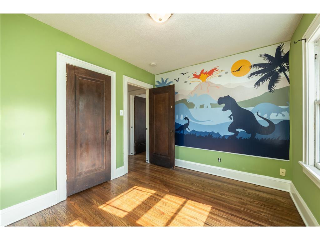 3242 Newton Avenue N Minneapolis MN 55412 7060341 image17