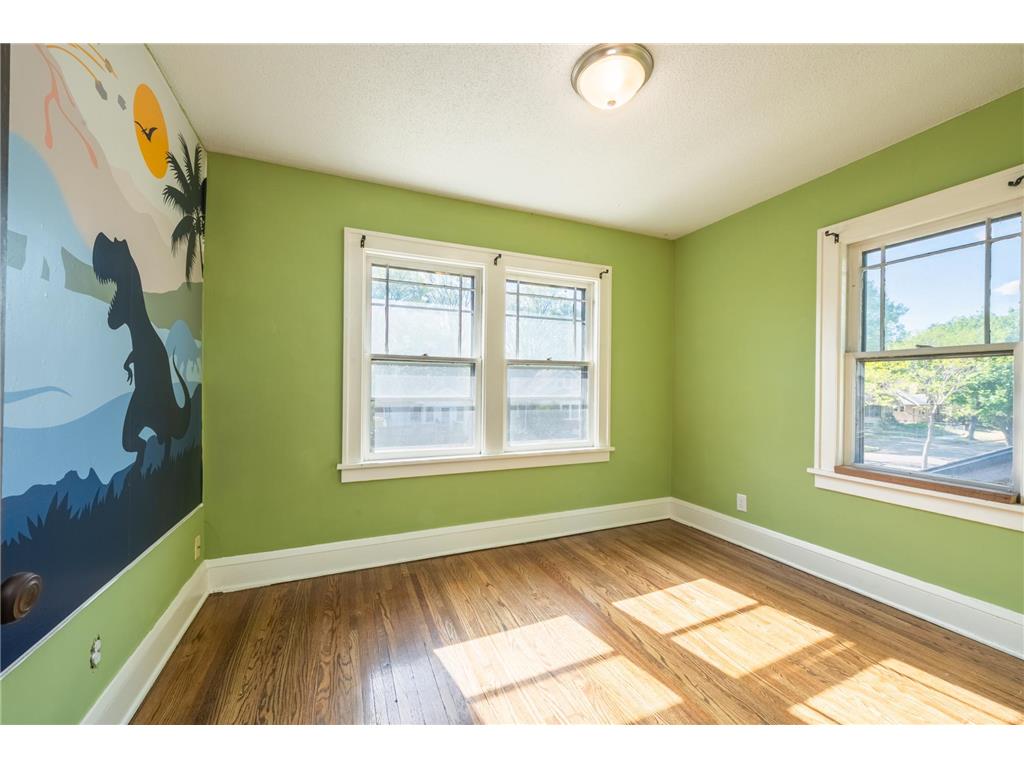 3242 Newton Avenue N Minneapolis MN 55412 7060341 image18