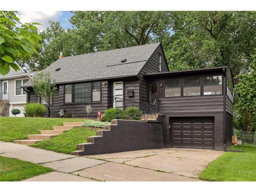 3242 Taylor Street NE Minneapolis MN 55418 6556930 image1