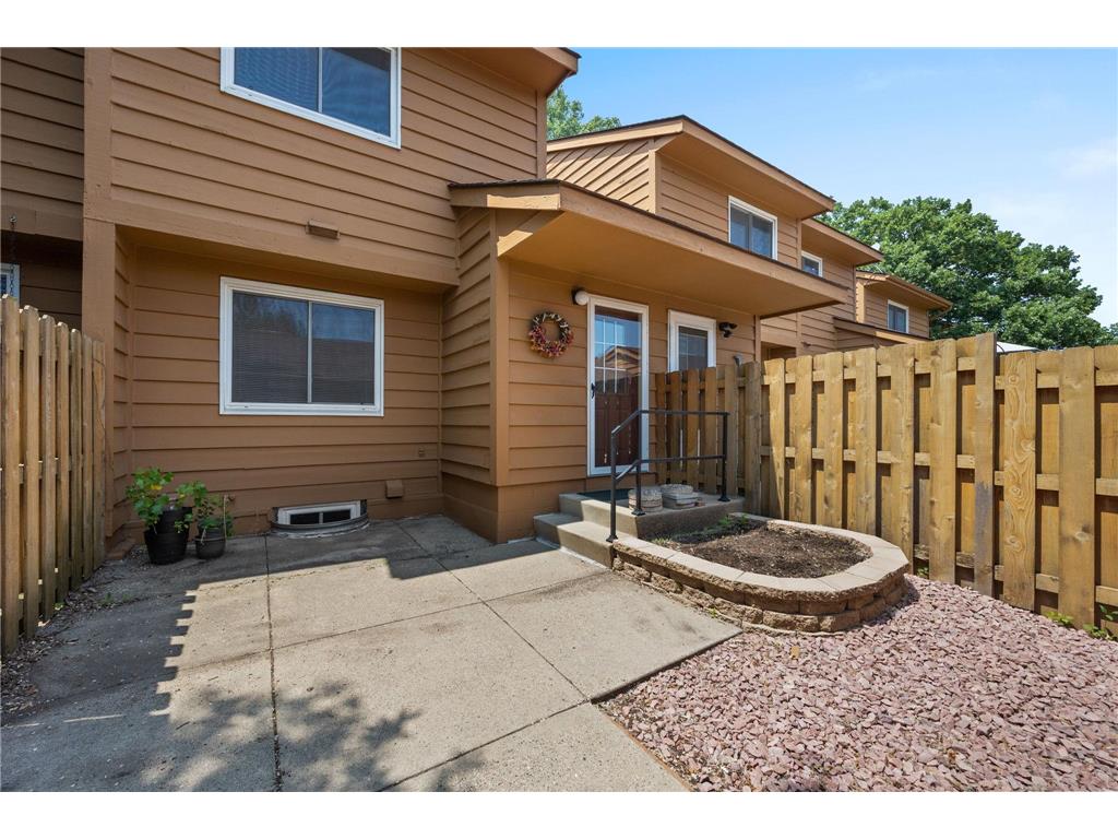 3243 Evergreen Drive Eagan MN 55121 6389794 image1