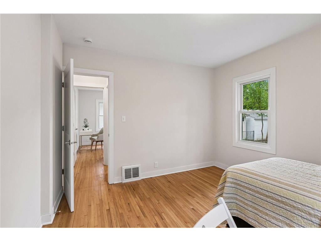 3243 Washburn Avenue N Minneapolis MN 55412 7078455 image16