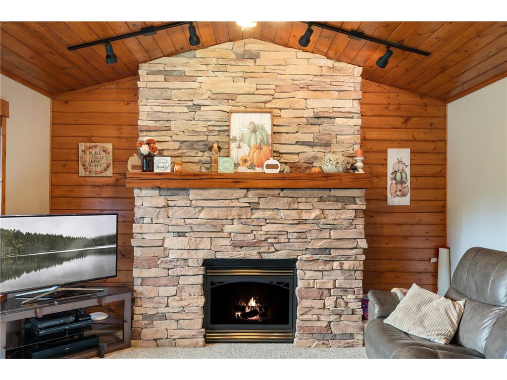 32433 Cedar Street Breezy Point MN 56472 7027146 image11