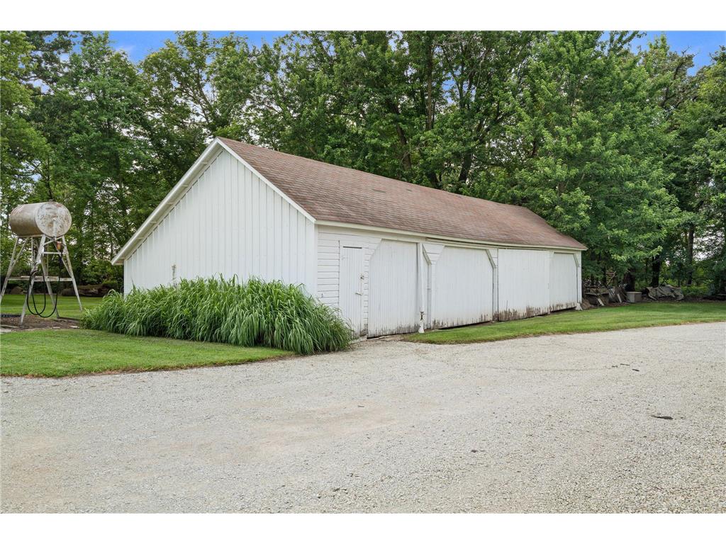 32438 560th Avenue Waltham Twp MN 55982 7070231 image10