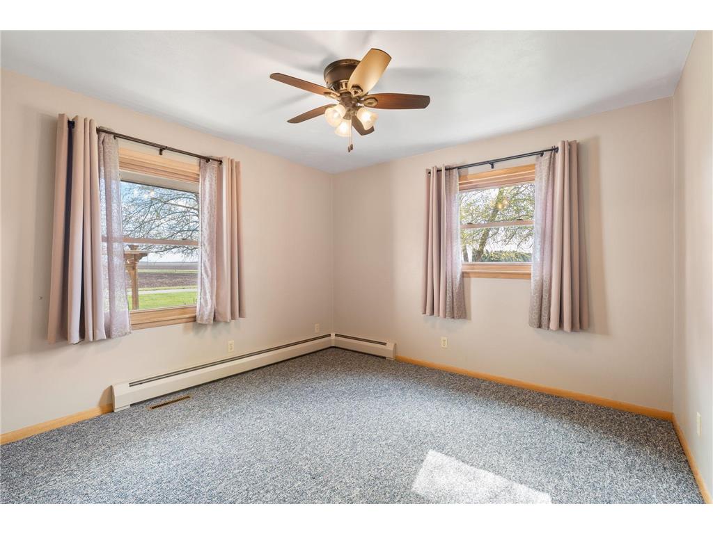 32438 560th Avenue Waltham Twp MN 55982 7070231 image121
