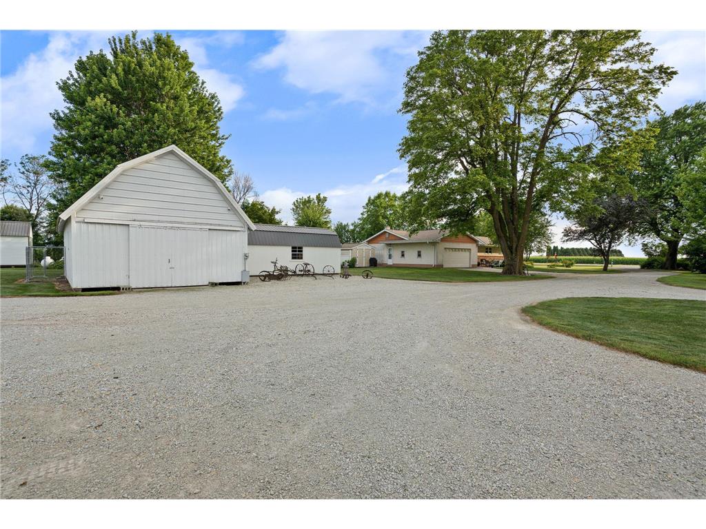 32438 560th Avenue Waltham Twp MN 55982 7070231 image88