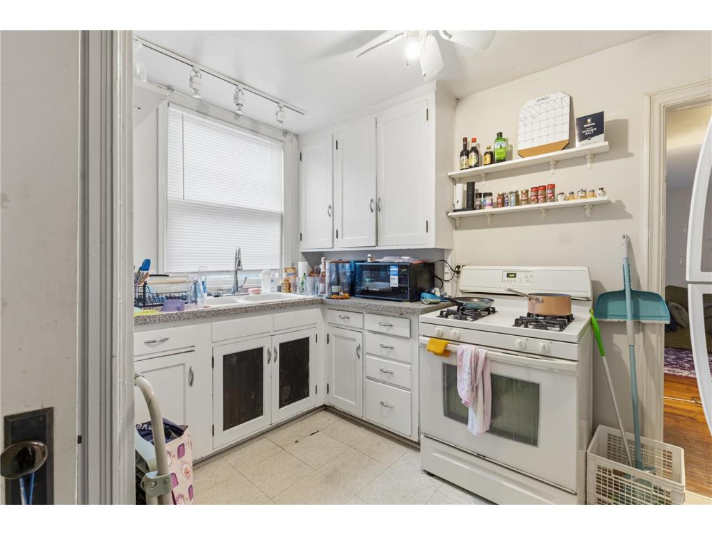 3244 Lyndale Avenue S Minneapolis MN 55408 7111104 image13
