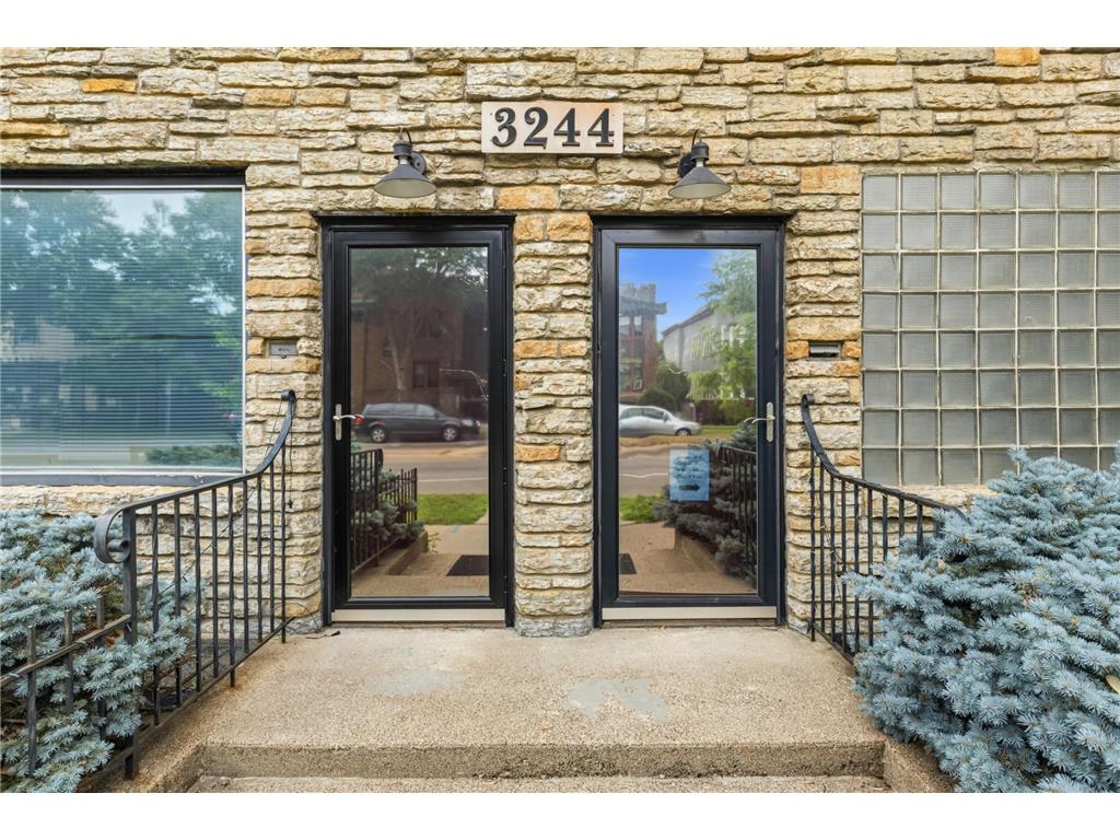 3244 Lyndale Avenue S Minneapolis MN 55408 7111104 image5