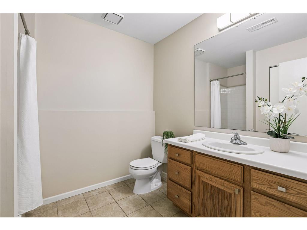 3244 Old Highway 8 Saint Anthony MN 55418 7001535 image24