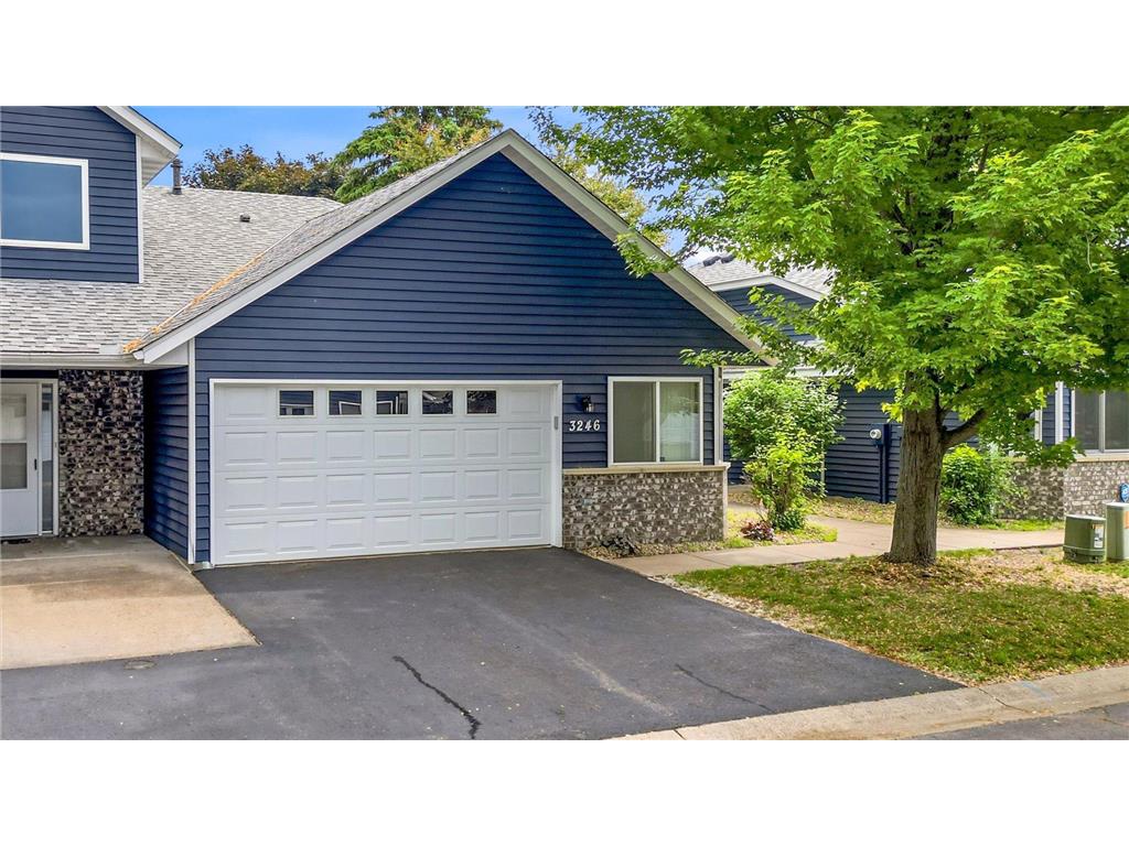 3246 Edgerton Street Vadnais Heights MN 55127 7088832 image1