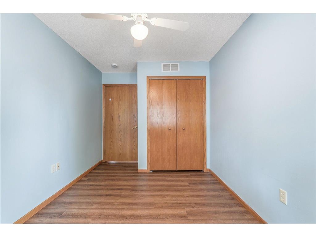 3246 Edgerton Street Vadnais Heights MN 55127 7088832 image18