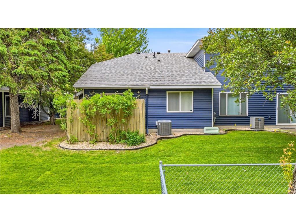 3246 Edgerton Street Vadnais Heights MN 55127 7088832 image23