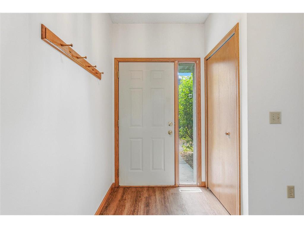 3246 Edgerton Street Vadnais Heights MN 55127 7088832 image3