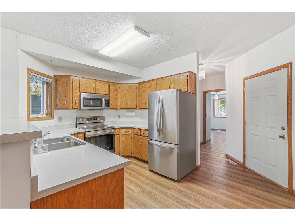3246 Edgerton Street Vadnais Heights MN 55127 7088832 image6