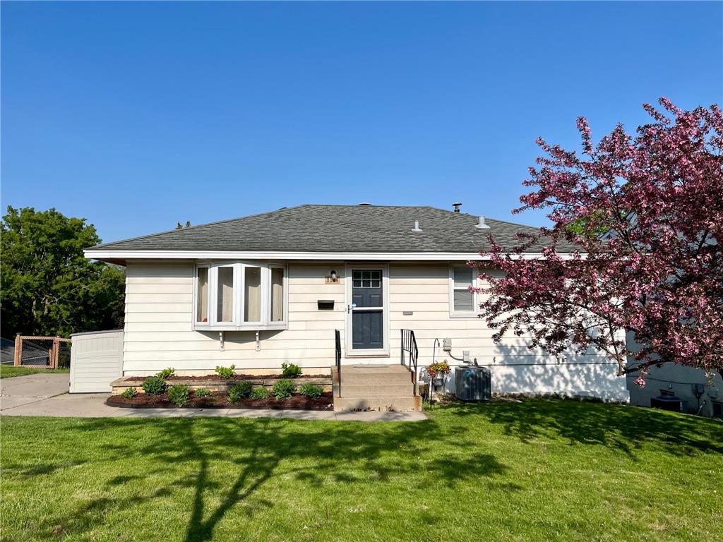 3246 Pierce Street NE Minneapolis MN 55418 6387776 image1