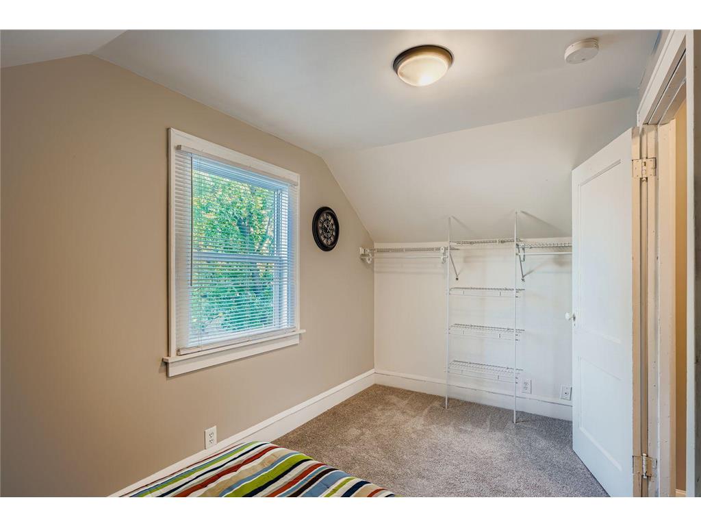 3246 Washburn Avenue N Minneapolis MN 55412 6820513 image19