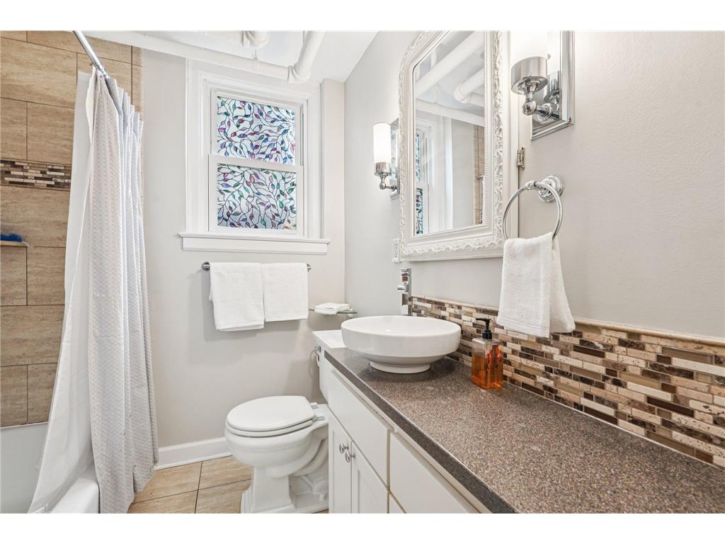3248 Emerson Avenue S #1 Minneapolis MN 55408 7031474 image16