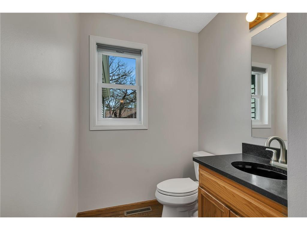 325 8th Avenue S Sartell MN 56377 7062567 image15