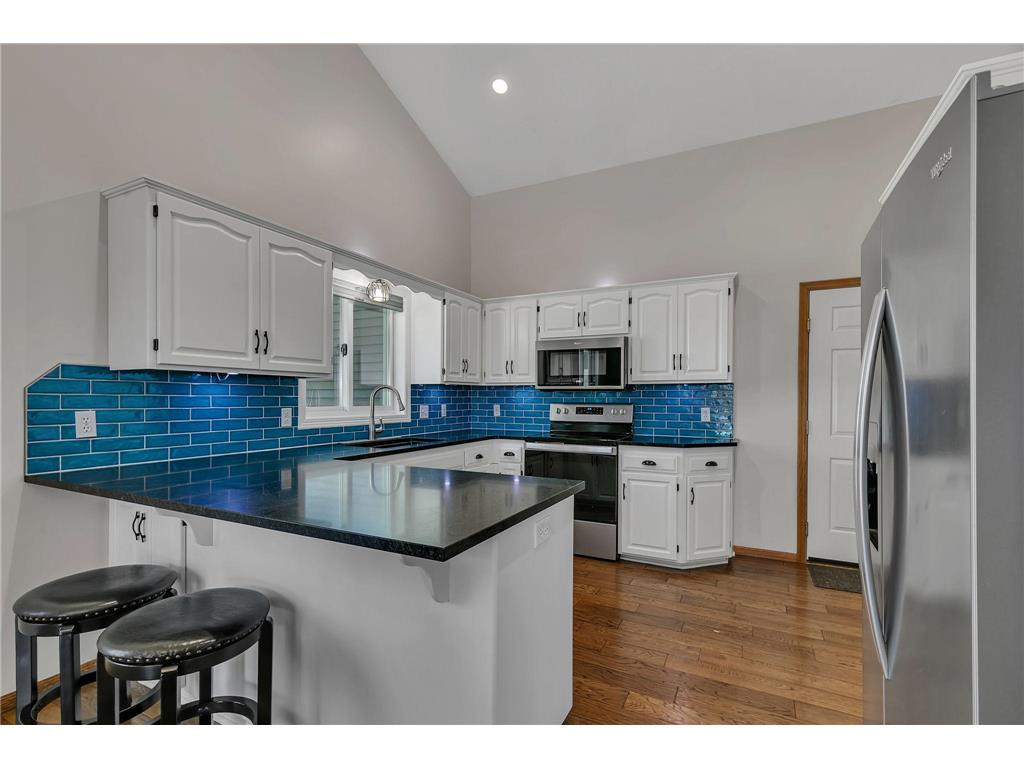 325 8th Avenue S Sartell MN 56377 7062567 image2