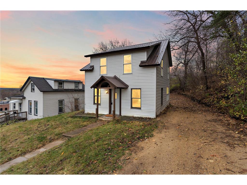 325 Buchanan Street Red Wing MN 55066 6637938 image1