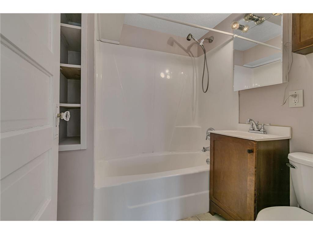 325 Central Avenue N Milaca MN 56353 6825992 image19