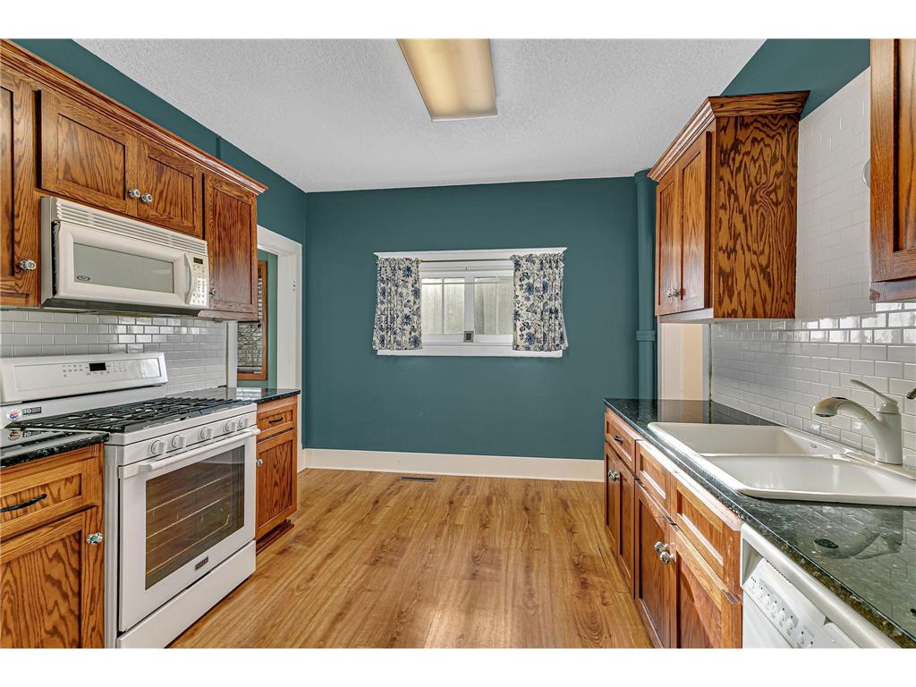 325 Central Avenue N Milaca MN 56353 6825992 image5