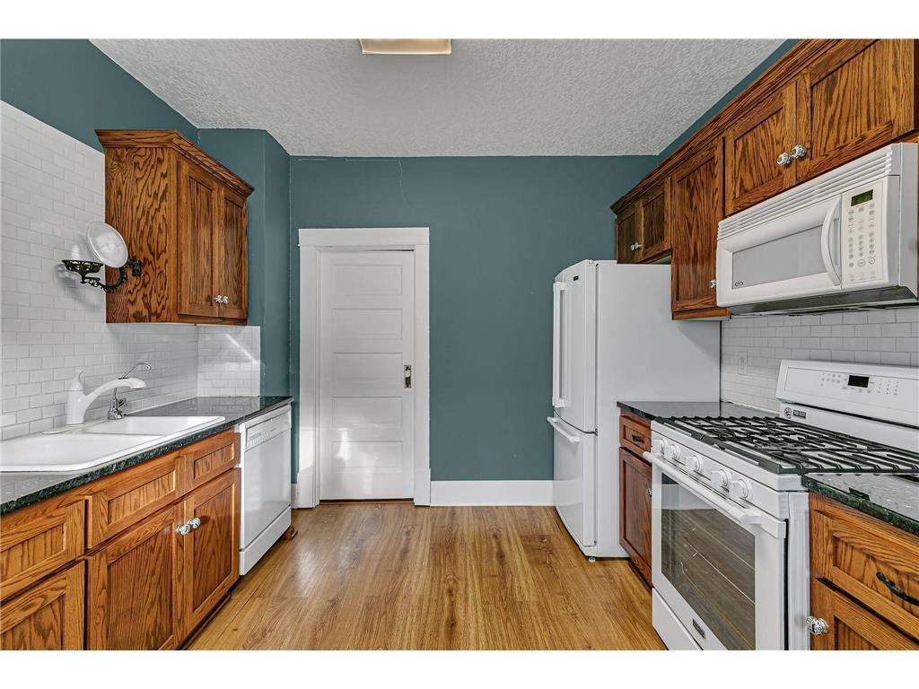 325 Central Avenue N Milaca MN 56353 6825992 image6