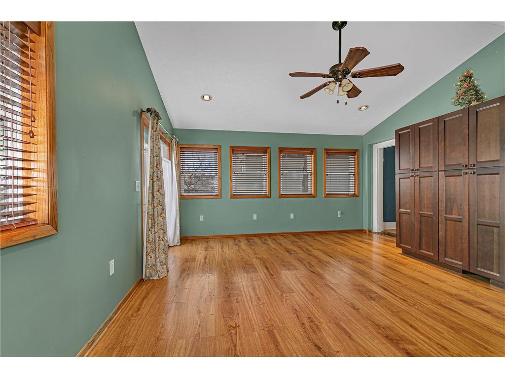 325 Central Avenue N Milaca MN 56353 6825992 image8