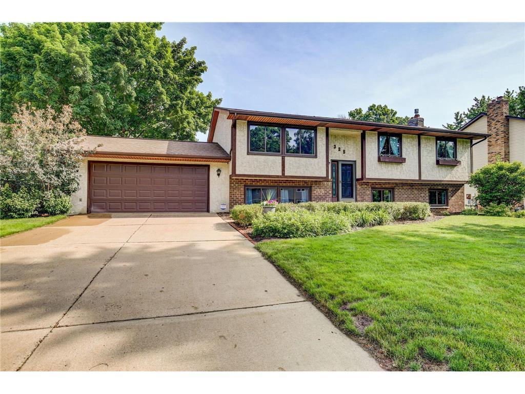 325 Colleen Avenue Shoreview MN 55126 6395227 image1