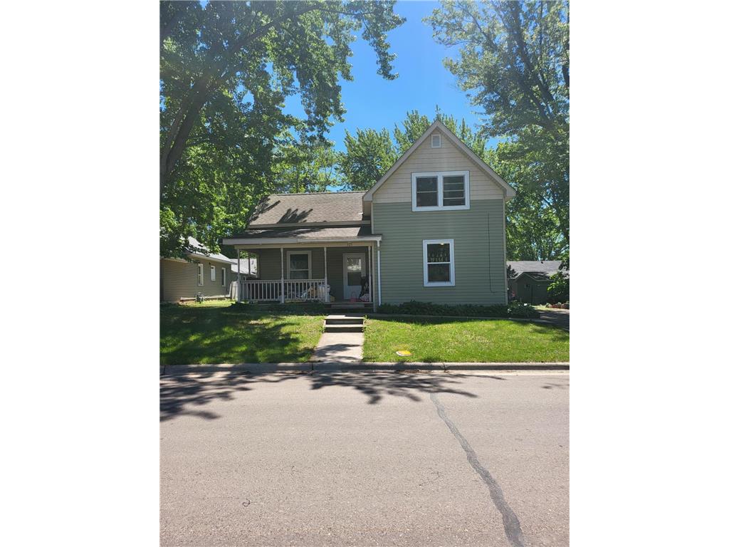 325 Forest Avenue W, Mora, MN, 55051 MLS 6231660 Edina Realty