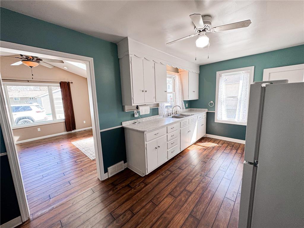 325 Lake Avenue S Paynesville MN 56362 7055191 image5