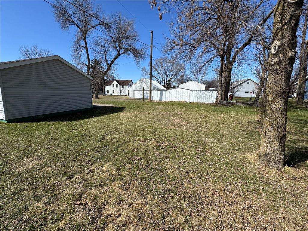 325 Lake Avenue S Paynesville MN 56362 7055191 image60