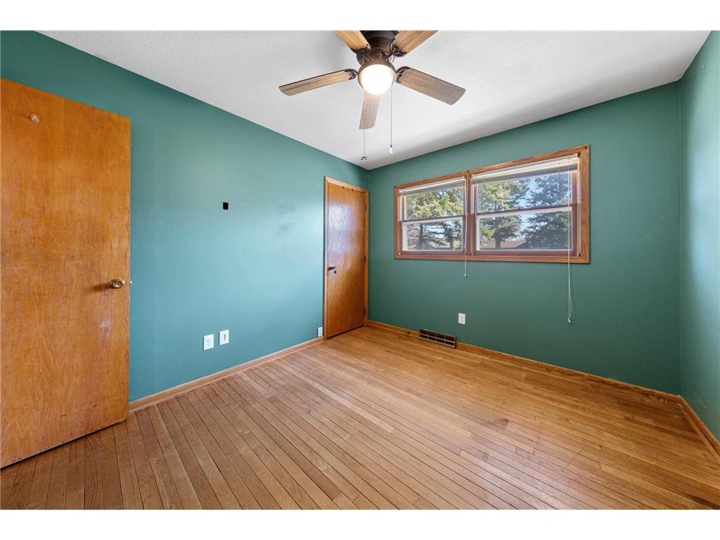 325 Le Sueur Avenue Eagle Lake MN 56024 7050468 image11