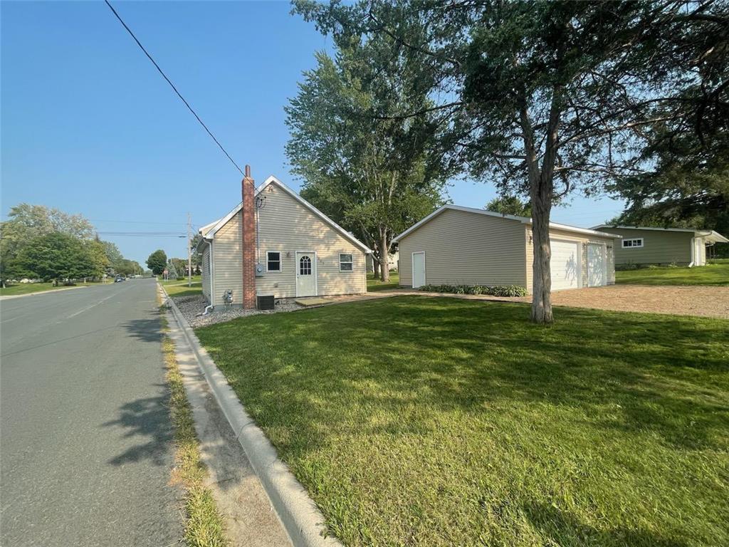 325 N Elm Street Belle Plaine MN 56011 6421489 image1