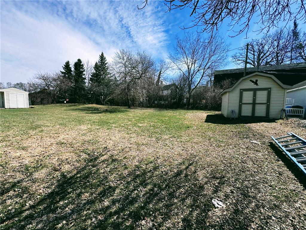325 S Ash Street Crookston MN 56716 7057505 image16