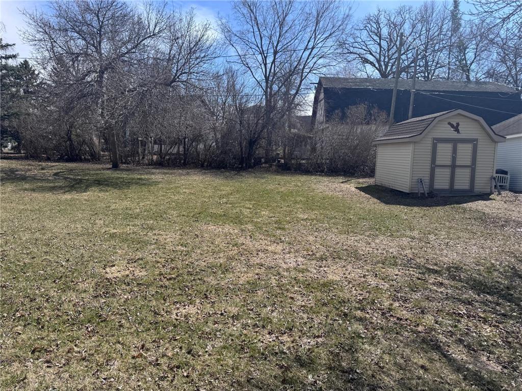 325 S Ash Street Crookston MN 56716 7057505 image25