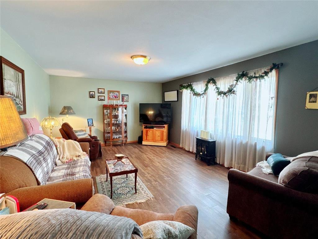 325 S Ash Street Crookston MN 56716 7057505 image34
