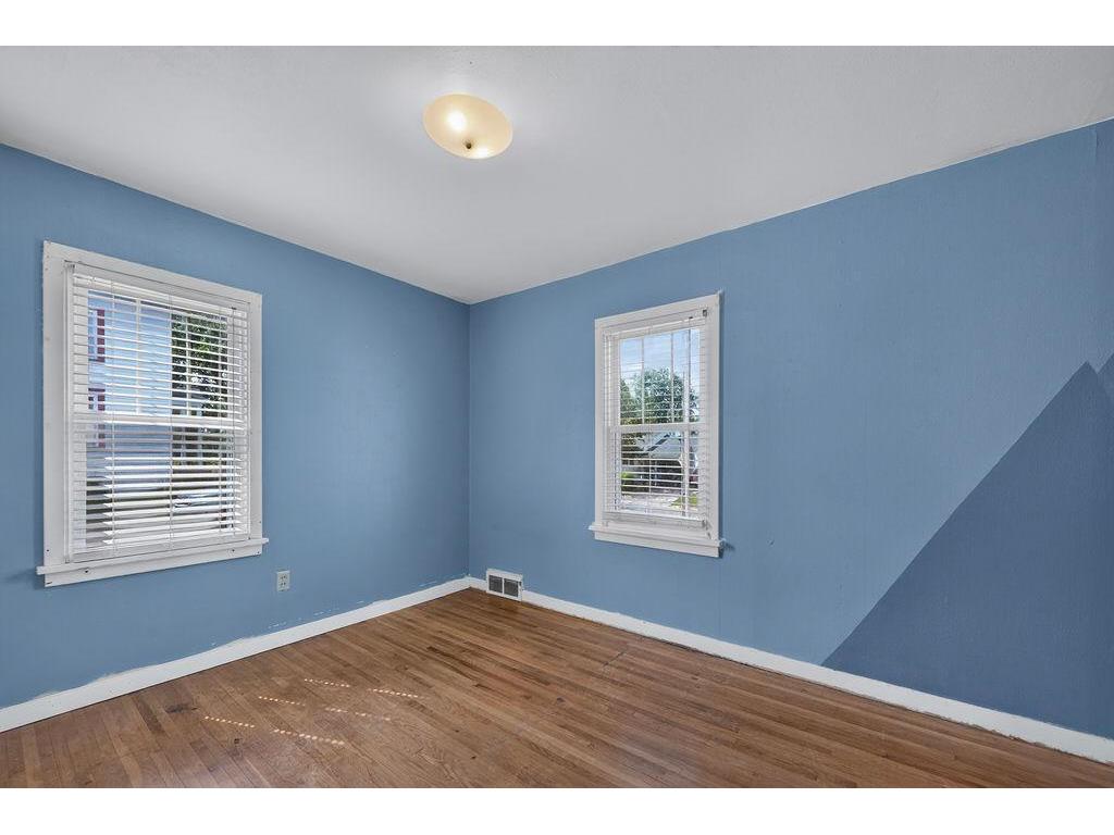 325 South Street W Caledonia MN 55921 7093141 image14