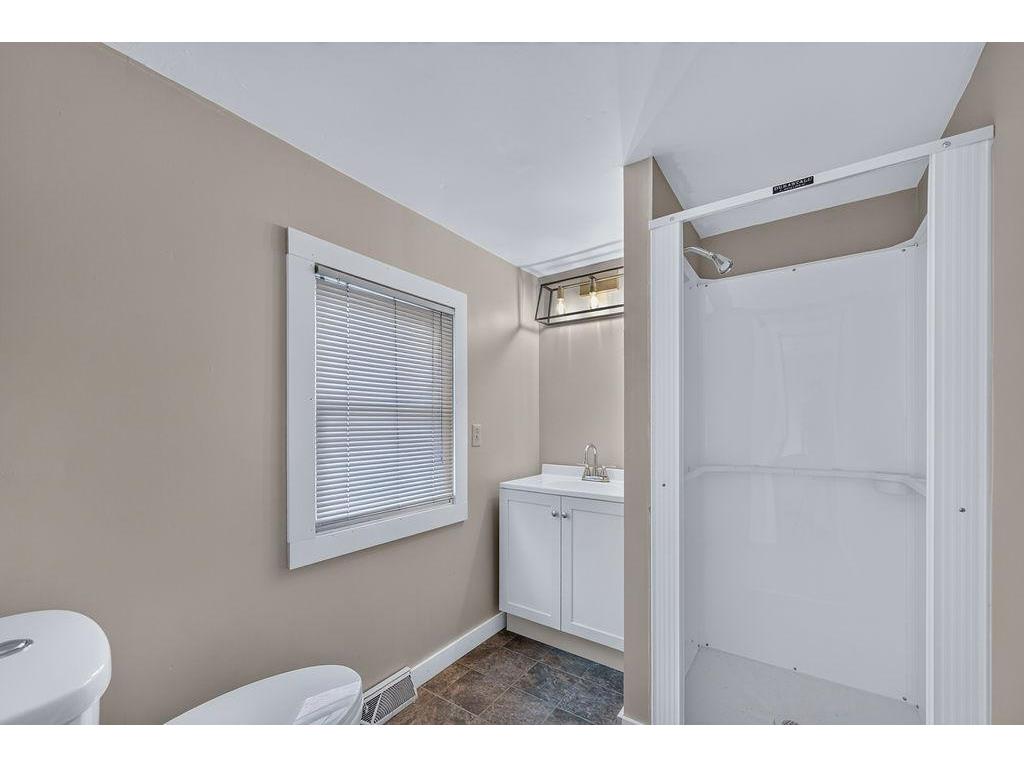 325 South Street W Caledonia MN 55921 7093141 image19