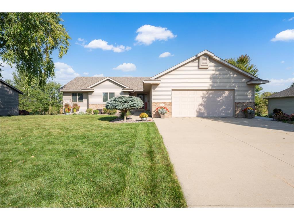 325 Whispering Hills Drive Saint Charles MN 55972 6811277 image1